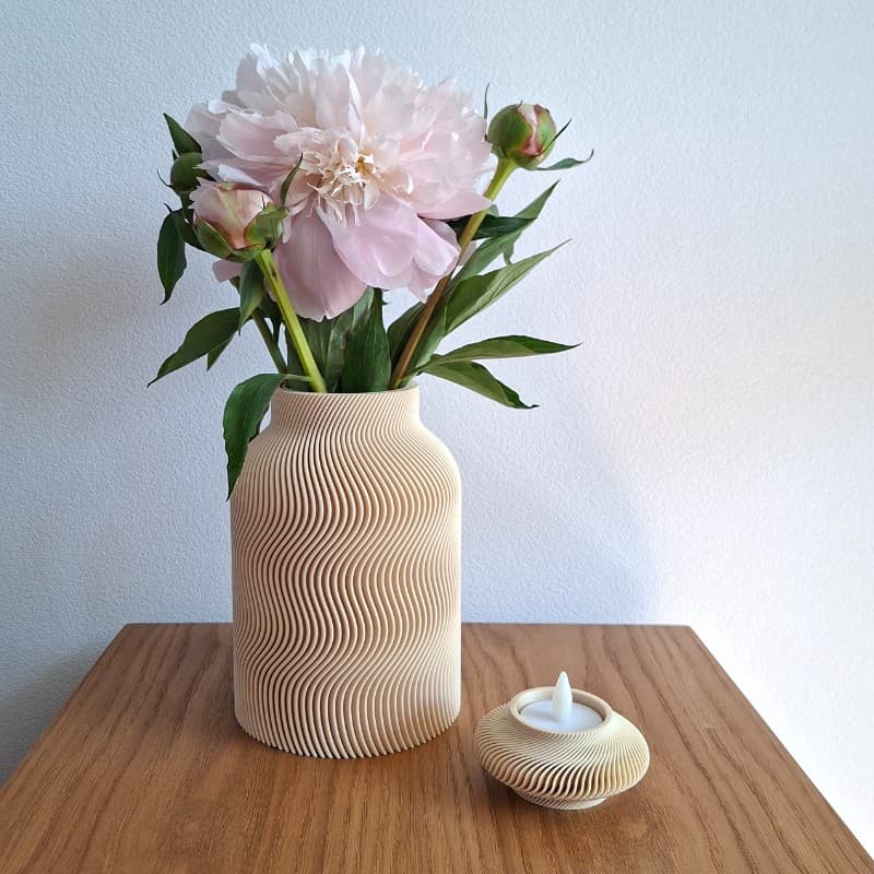 Teelichthalter in Wellendesign 3