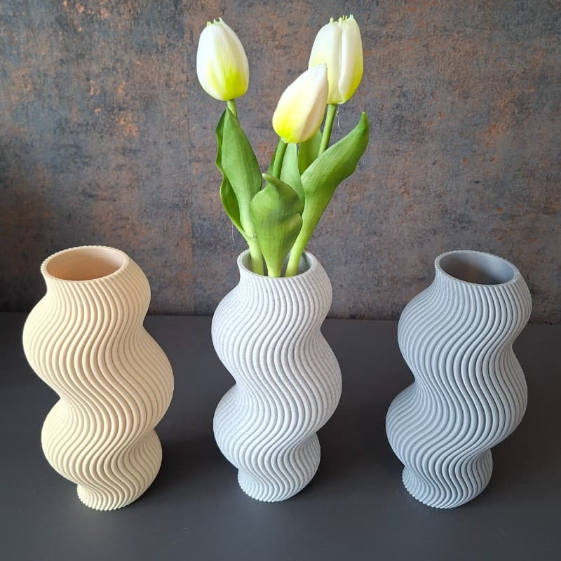 Modern Wavy Vase 4